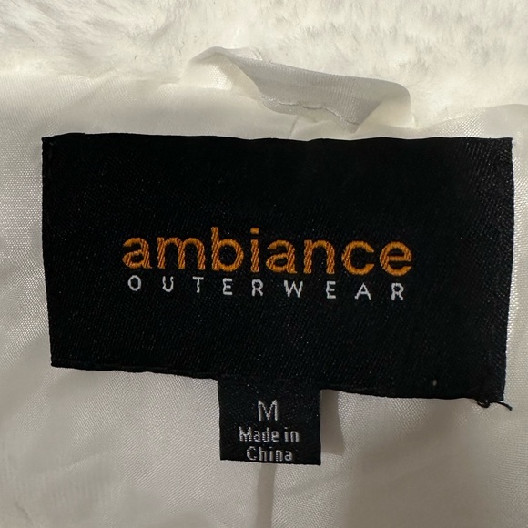 faux fur coat - medium - ambiance outwear - Picture 4 of 4